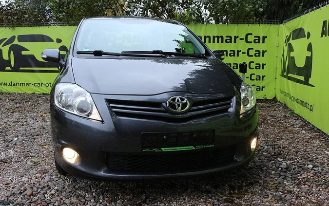 Toyota Auris cena 30900 przebieg: 168000, rok produkcji 2010 z Andrychów małe 277